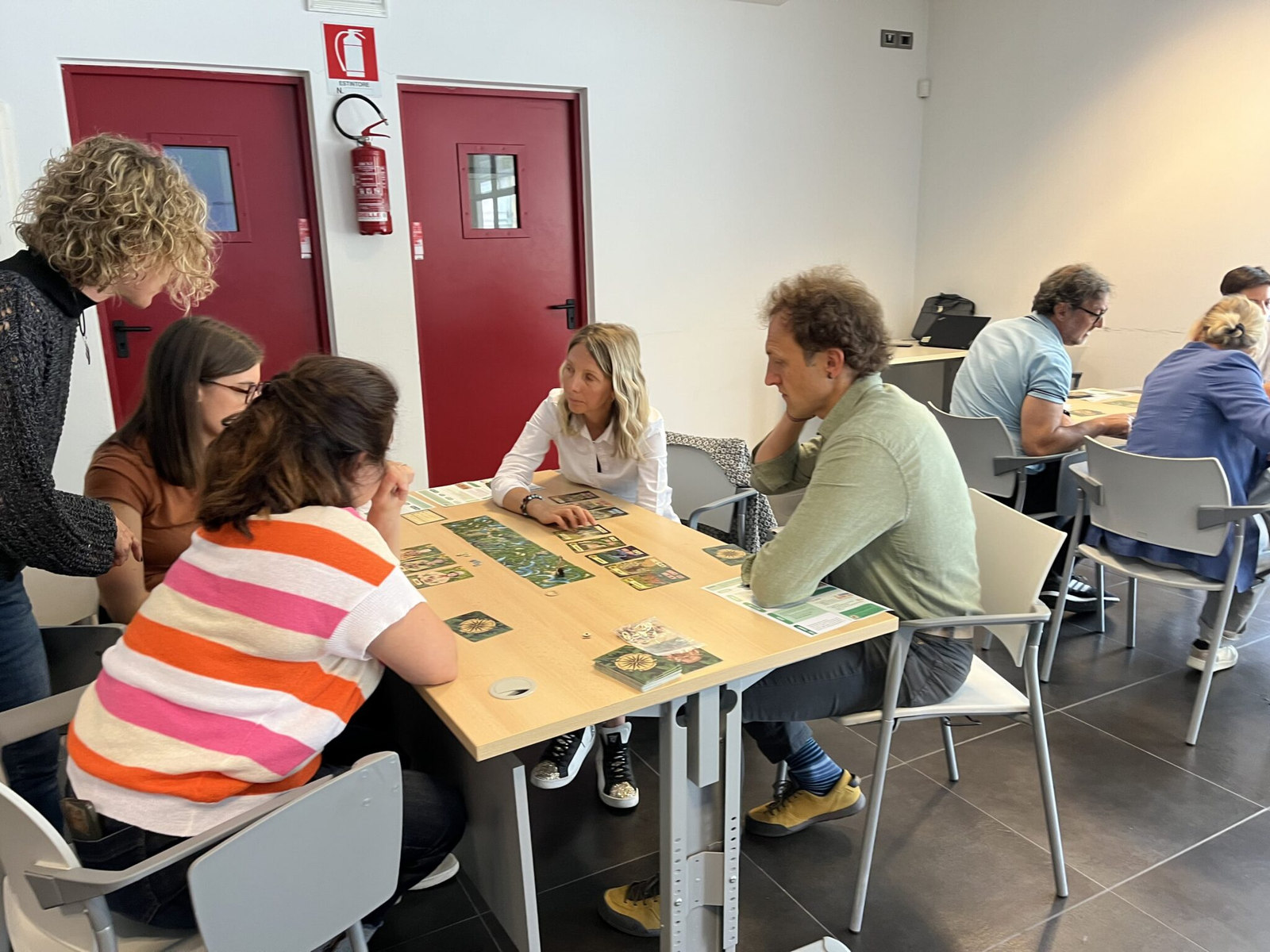 Il team HSE durante un laboratorio di collaborazione